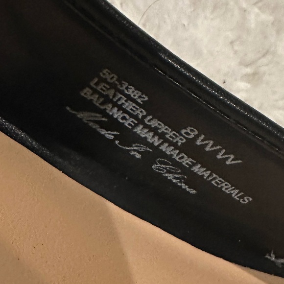 NWT Bella Vita Scarlett Black Leather sling back pumps women’s 8 extra wide - Picture 9 of 11